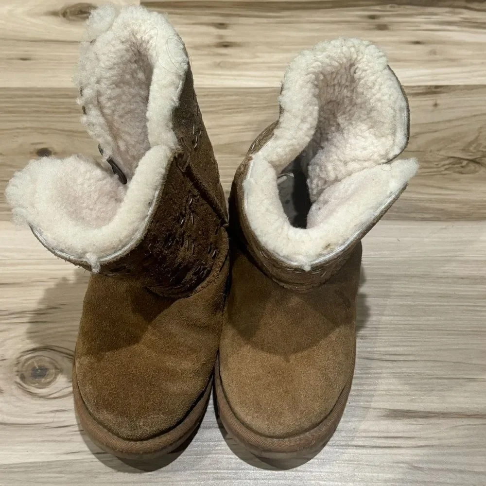 UGG Bailey Button Tehuano Classic Boots Girls 2